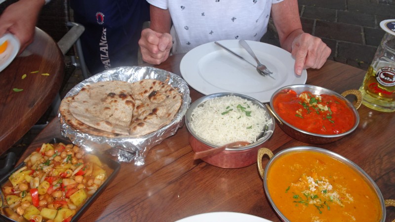 Essen beim Inder
