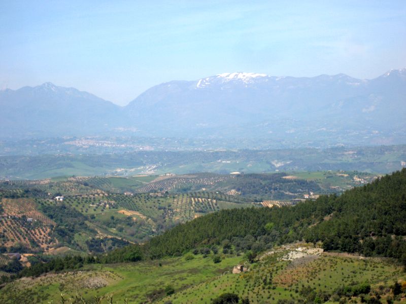 schneebedeckte Berge in Kalabrien