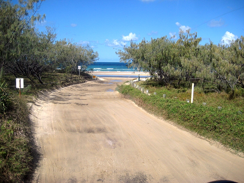 auf der anderen Seite an den Strand