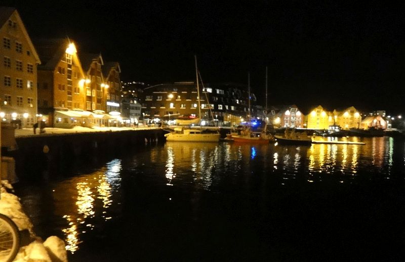 Tromsö by night