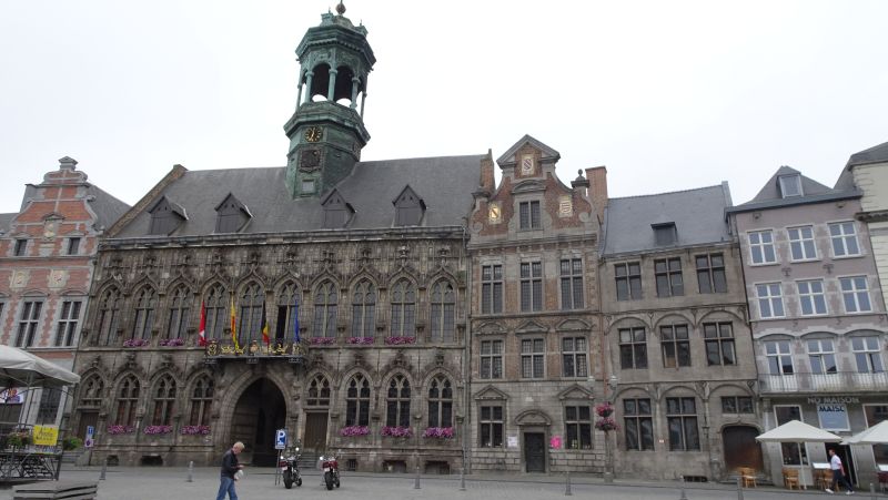 Rathaus in Mons