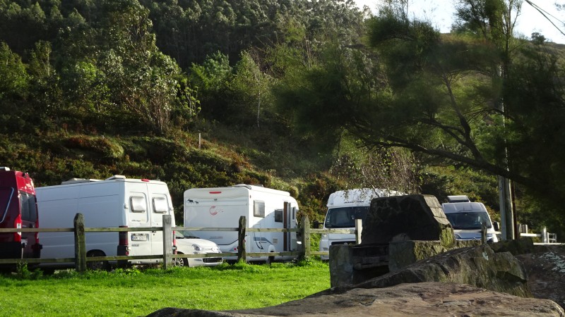 Stellplatz vor Gaztelugatxe