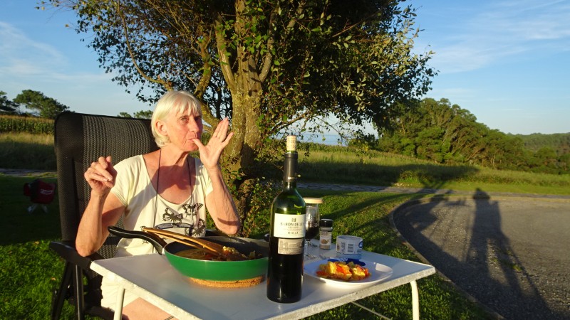 Villapedre, Tortilla Nachtessen