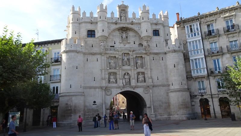 Burgos, Arco de Santa María