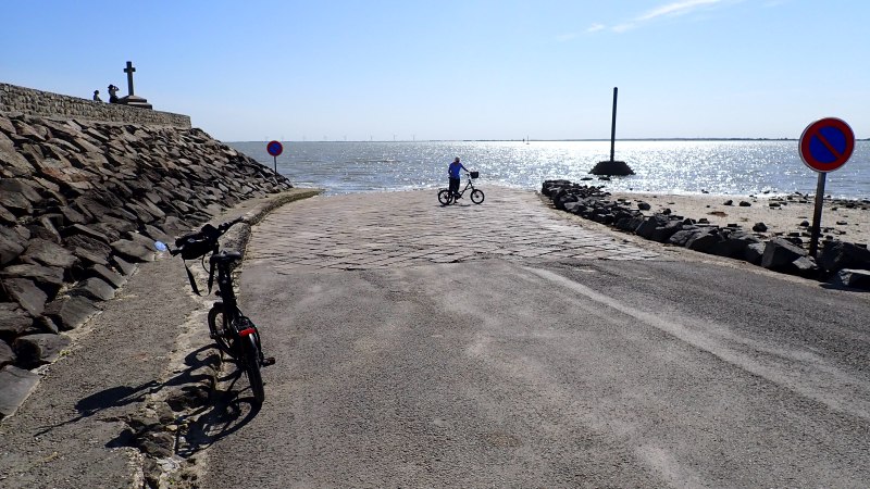 noch ist alles unter Wasser